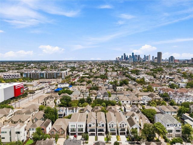 906 Knox Street, Houston, TX 77007