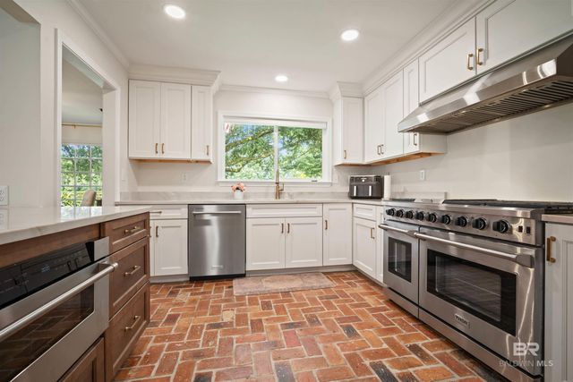 700 ELIZA JORDAN Road, Mobile, AL 36608