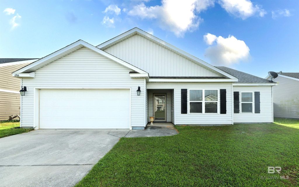 6966 Crimson Ridge Street, Gulf Shores, AL 36542