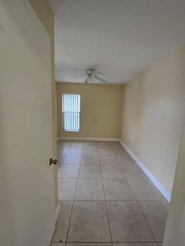 8775 NW 39th Street NW 8775, Sunrise, FL 33351