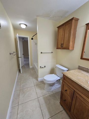 8775 NW 39th Street NW 8775, Sunrise, FL 33351