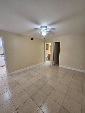 8775 NW 39th Street NW 8775, Sunrise, FL 33351
