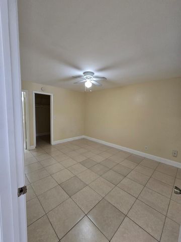 8775 NW 39th Street NW 8775, Sunrise, FL 33351