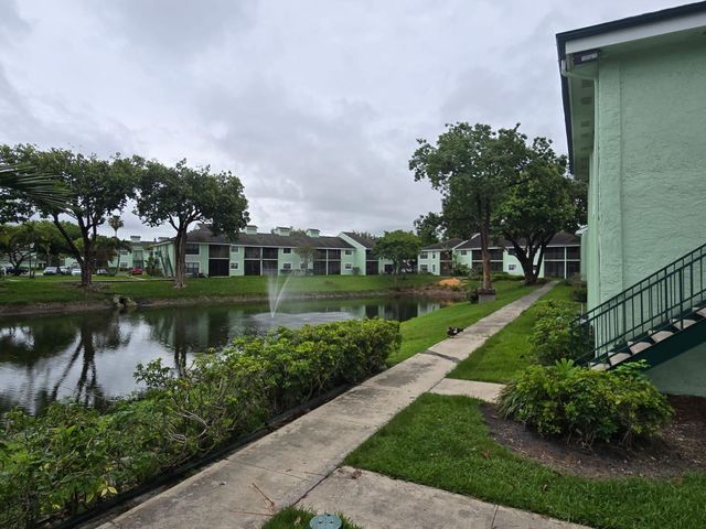 8775 NW 39th Street NW 8775, Sunrise, FL 33351