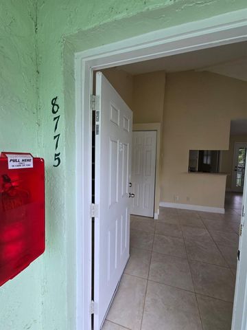 8775 NW 39th Street NW 8775, Sunrise, FL 33351