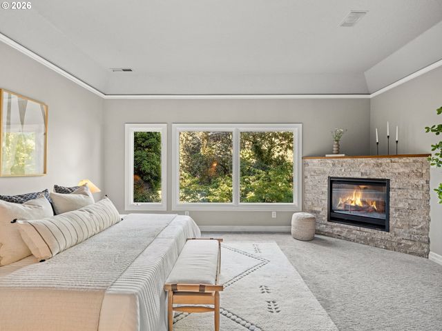 1563 BAY VIEW Ln, Lake Oswego, OR 97034
