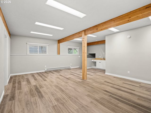 1563 BAY VIEW Ln, Lake Oswego, OR 97034