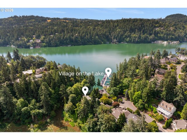 1563 BAY VIEW Ln, Lake Oswego, OR 97034