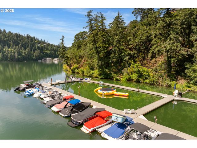 1563 BAY VIEW Ln, Lake Oswego, OR 97034