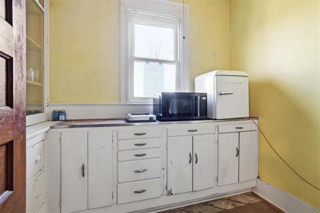 3846 Charlotte Street, Kansas City, MO 64109