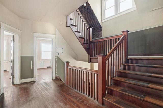 3846 Charlotte Street, Kansas City, MO 64109