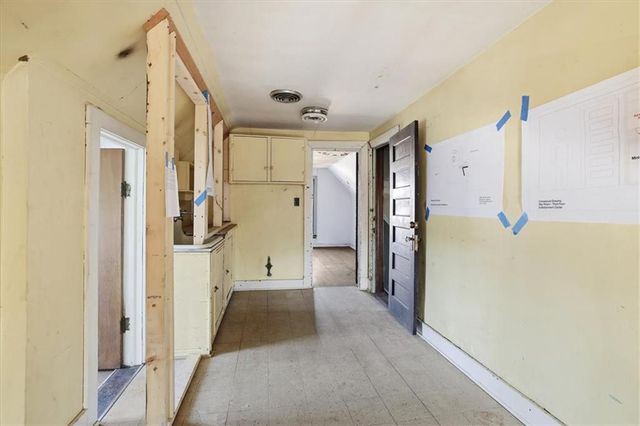 3846 Charlotte Street, Kansas City, MO 64109