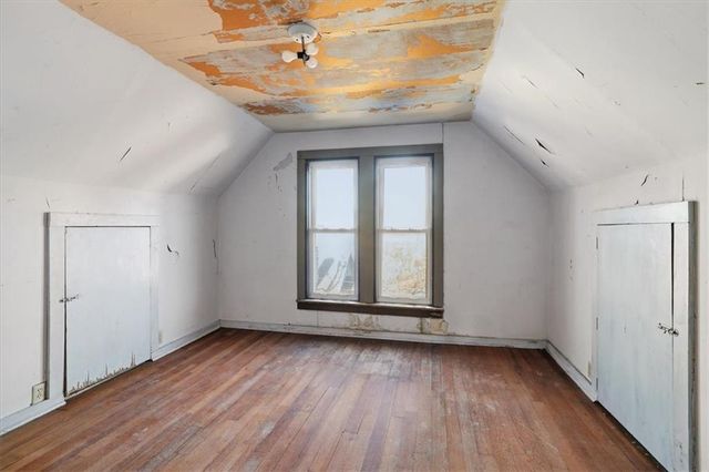 3846 Charlotte Street, Kansas City, MO 64109