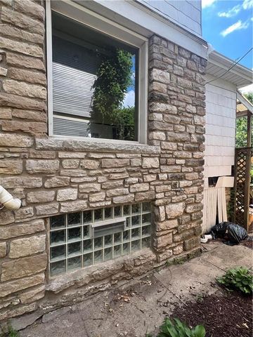 3846 Charlotte Street, Kansas City, MO 64109