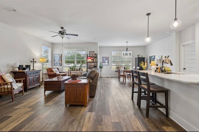 508 Sunflower Dr, Smyrna, TN 37167