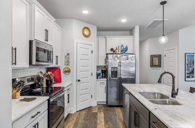 508 Sunflower Dr, Smyrna, TN 37167