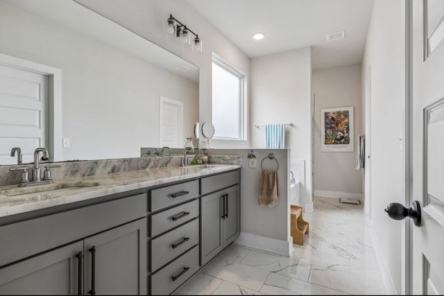 508 Sunflower Dr, Smyrna, TN 37167