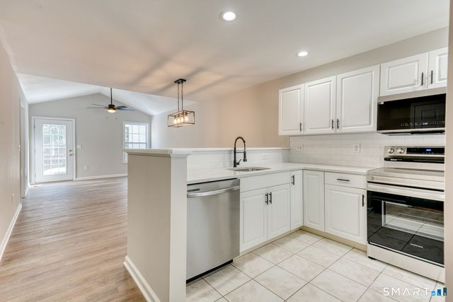 159 Jennifer Lane 159, Newtown, CT 06482