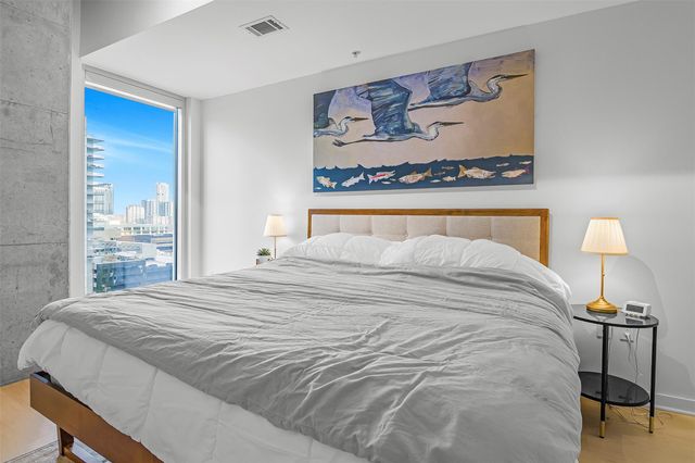360 Nueces ST 1105, Austin, TX 78701