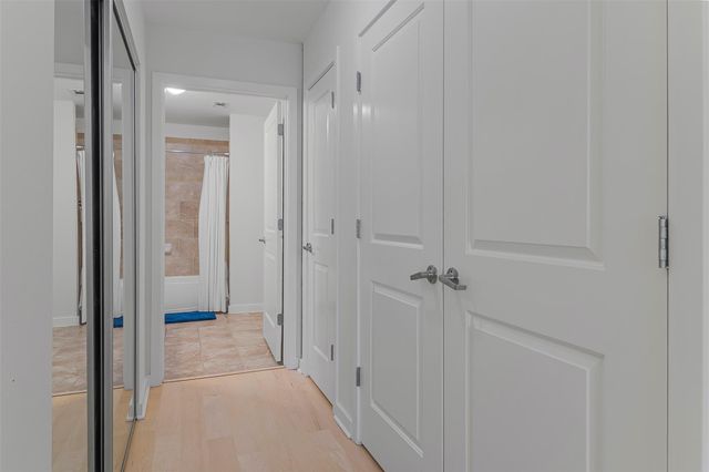 360 Nueces ST 1105, Austin, TX 78701