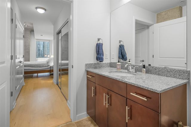 360 Nueces ST 1105, Austin, TX 78701