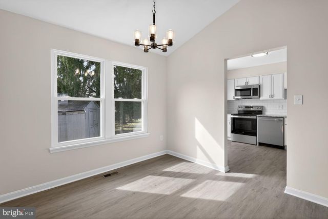 19031 MCFARLIN DR, Germantown, MD 20874