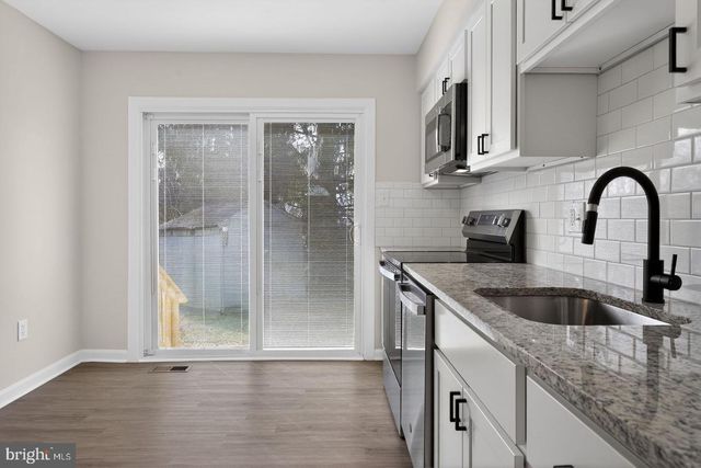 19031 MCFARLIN DR, Germantown, MD 20874