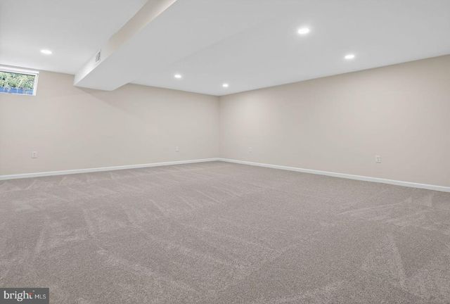 19031 MCFARLIN DR, Germantown, MD 20874