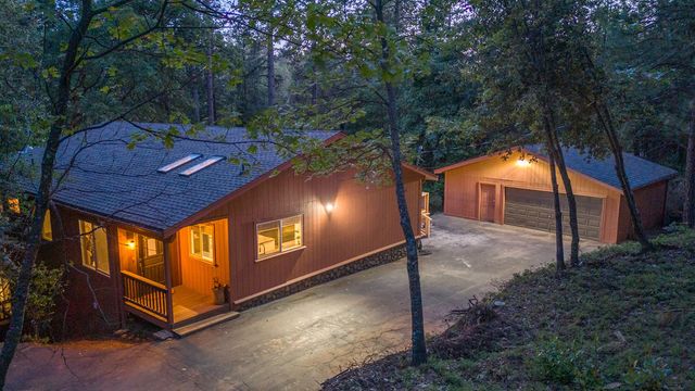 3061 E Highway 4, Murphys, CA 95247