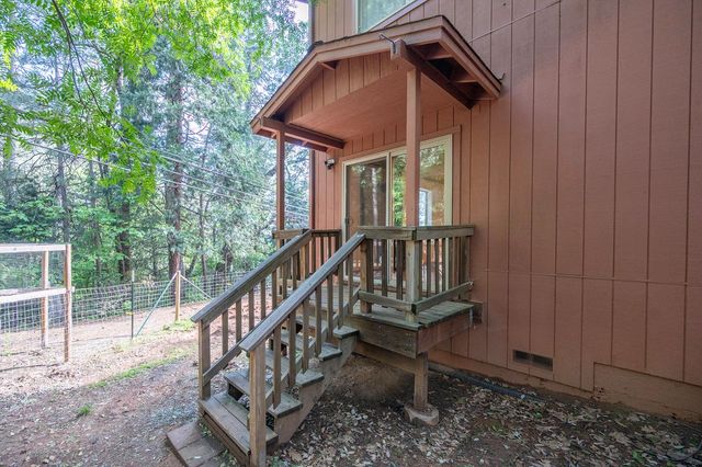 3061 E Highway 4, Murphys, CA 95247