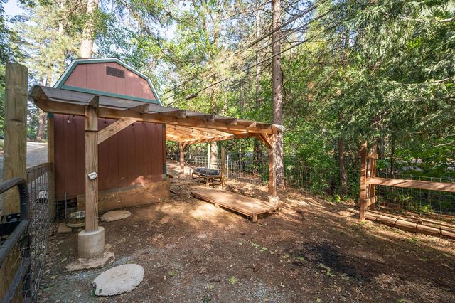 3061 E Highway 4, Murphys, CA 95247