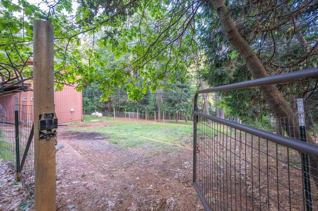 3061 E Highway 4, Murphys, CA 95247