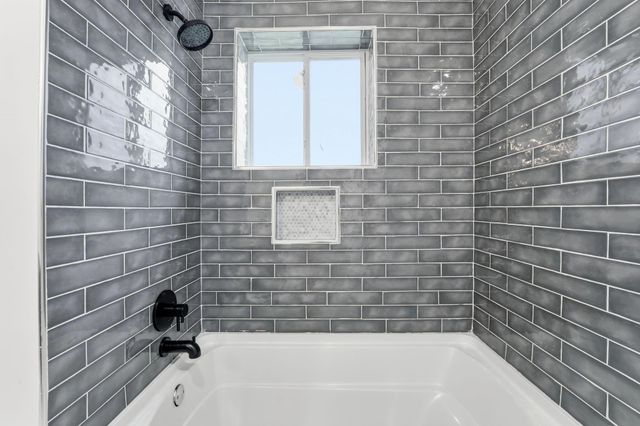 256 N Monroe Avenue, Columbus, OH 43203