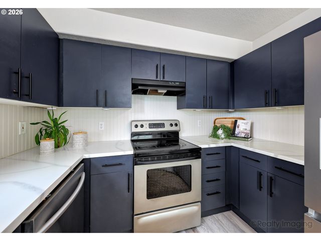 2768 Se 87TH Ave A, Portland, OR 97266