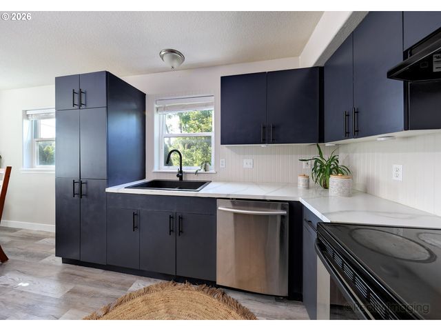 2768 Se 87TH Ave A, Portland, OR 97266