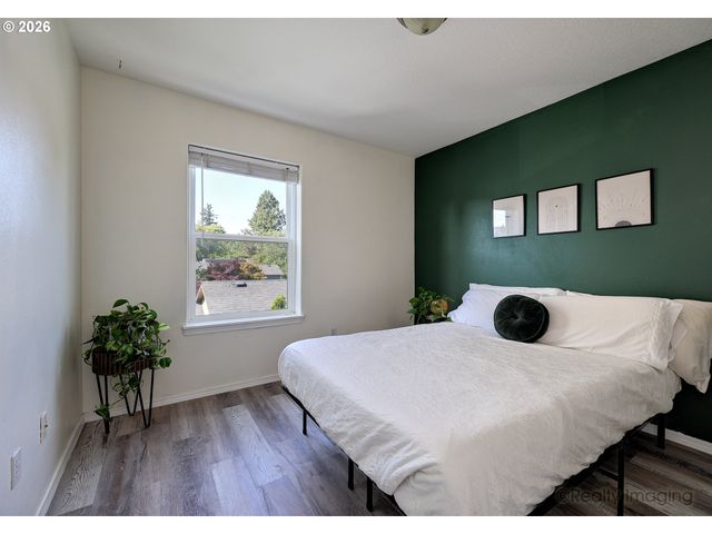 2768 Se 87TH Ave A, Portland, OR 97266