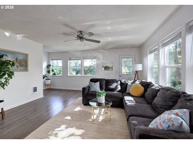 2768 Se 87TH Ave A, Portland, OR 97266
