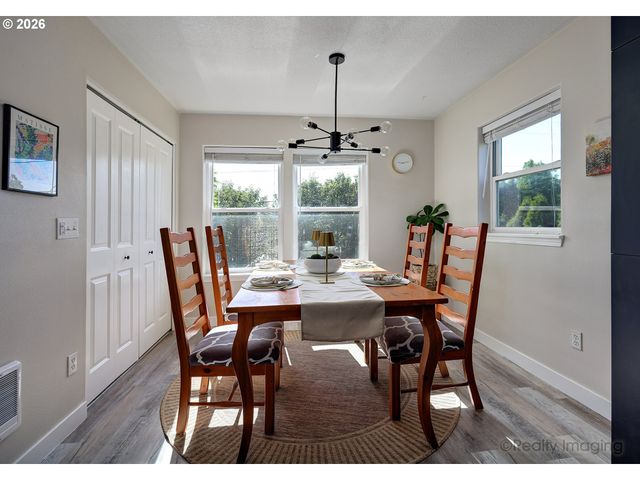 2768 Se 87TH Ave A, Portland, OR 97266