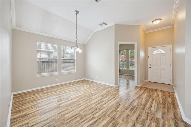 2708 Courtyard Lane, Pearland, TX 77584