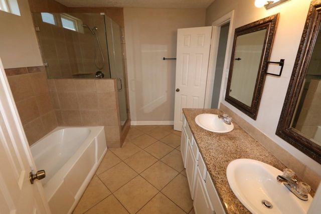 6223 Autumn Forest Drive, Houston, TX 77092