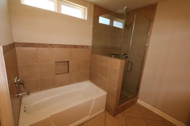 6223 Autumn Forest Drive, Houston, TX 77092