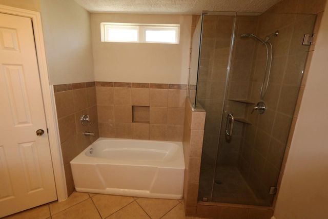 6223 Autumn Forest Drive, Houston, TX 77092