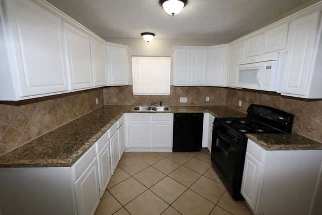 6223 Autumn Forest Drive, Houston, TX 77092