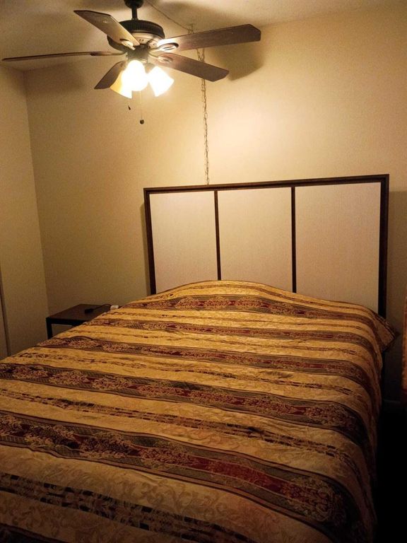 2871 SOMERSET Drive 311, Lauderdale Lakes, FL 33311