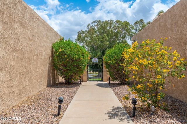 1217 N MILLER Road 12, Scottsdale, AZ 85257