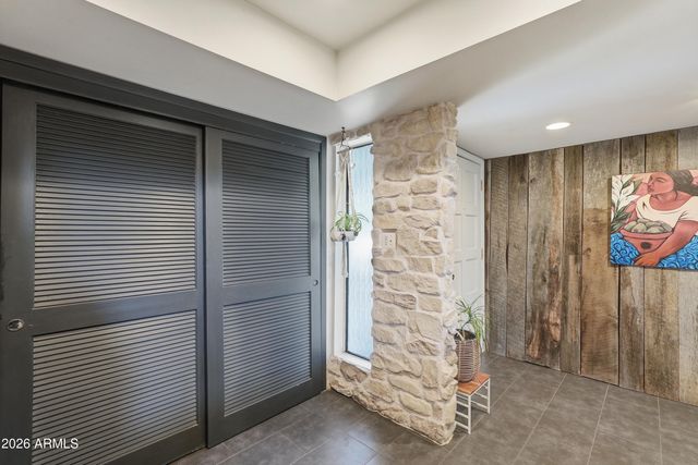 1217 N MILLER Road 12, Scottsdale, AZ 85257