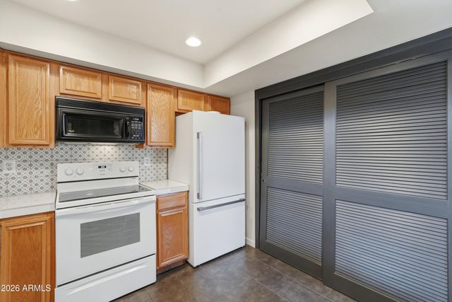 1217 N MILLER Road 12, Scottsdale, AZ 85257