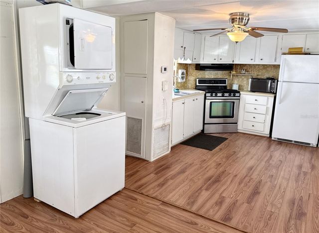 425 MOUNT PINEY AVENUE NE 681, St Petersburg, FL 33702
