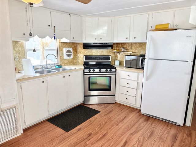425 MOUNT PINEY AVENUE NE 681, St Petersburg, FL 33702