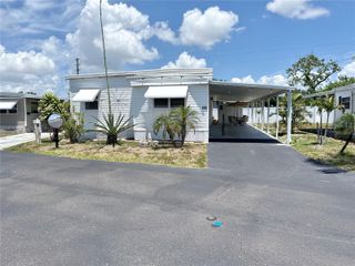 425 MOUNT PINEY AVENUE NE 681, St Petersburg, FL 33702
